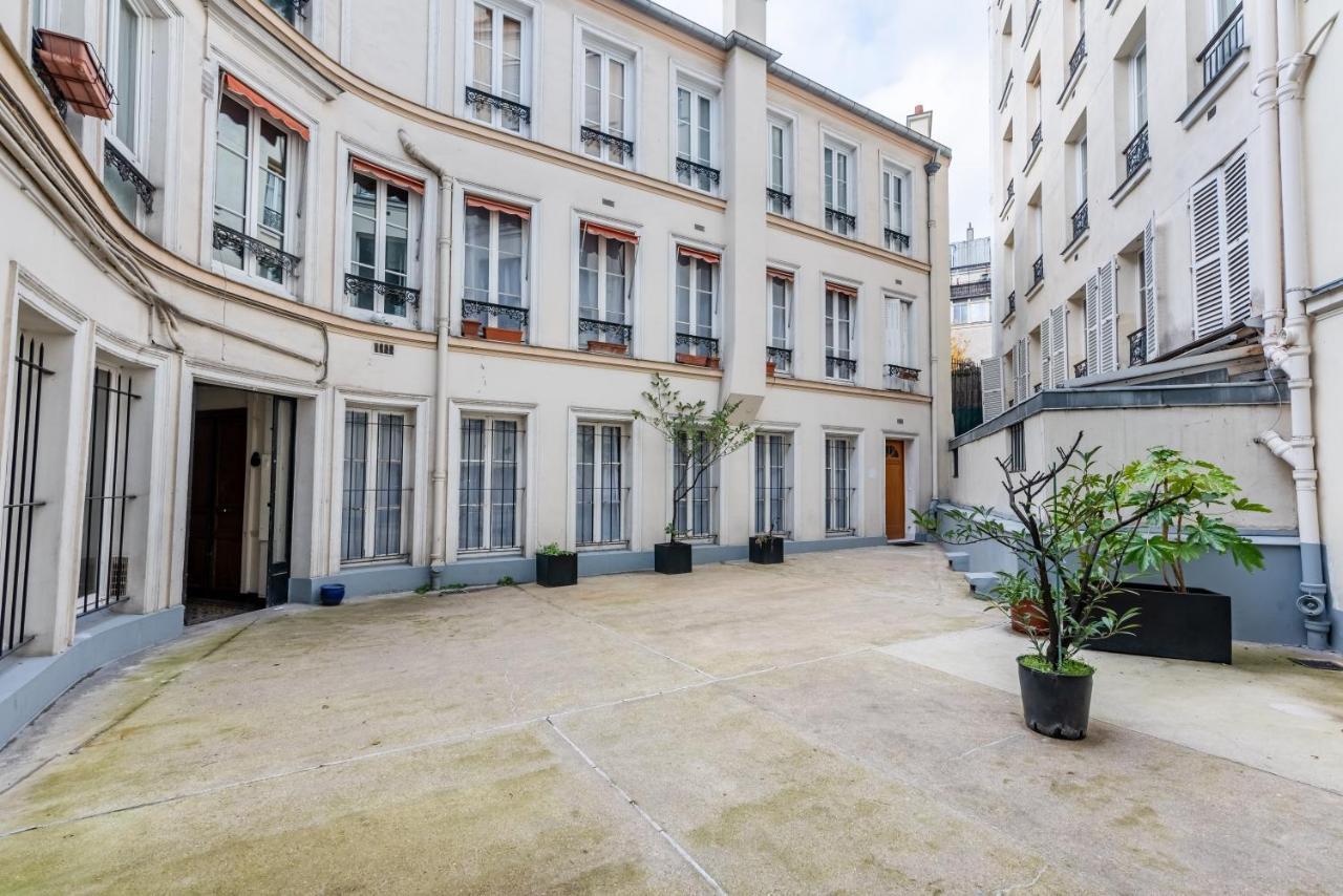 Triplex Magenta Quest Leilighet Paris Eksteriør bilde